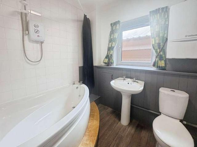 1 bed flat for sale