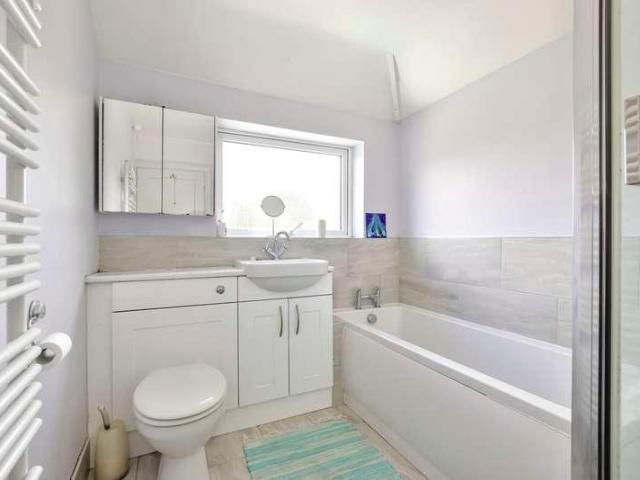 1 bed flat for sale