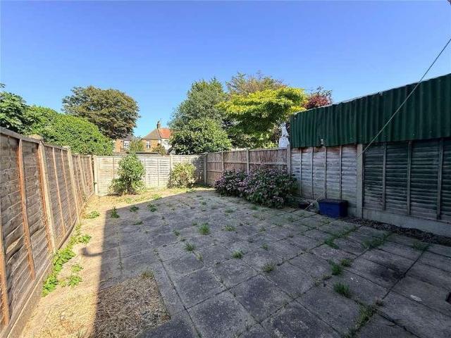 1 bed flat for sale