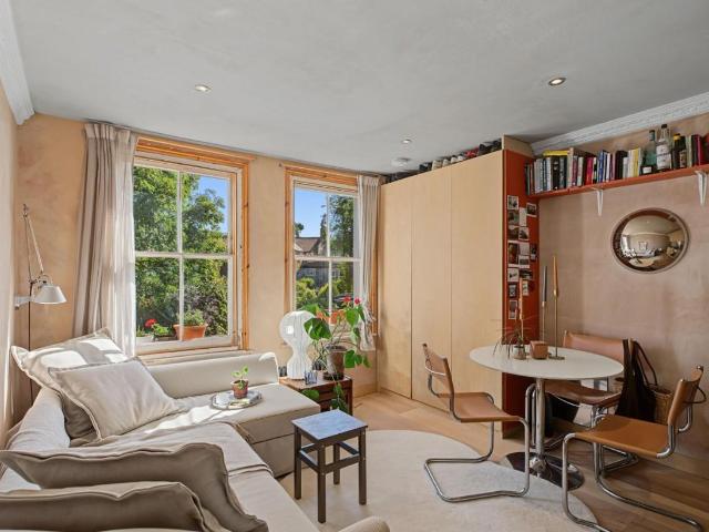 1 bed flat for sale