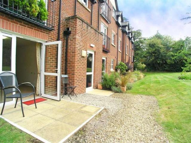 1 bed flat for sale