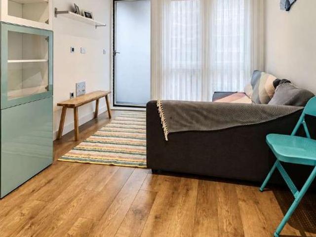 1 bed flat for sale