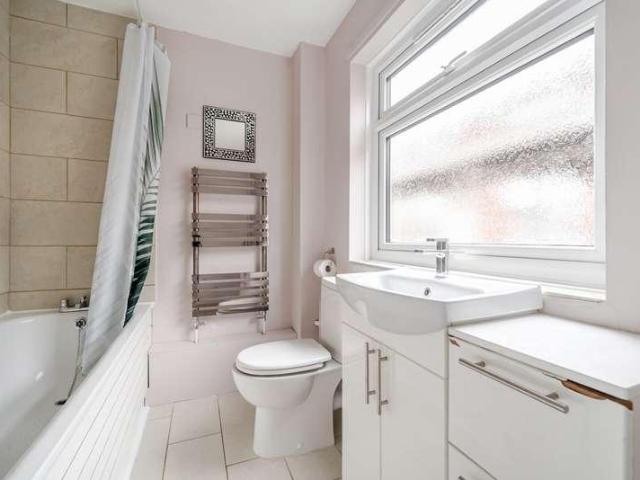 1 bed flat for sale