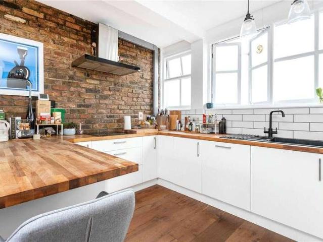 1 bed flat for sale