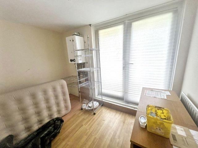 1 bed flat for sale