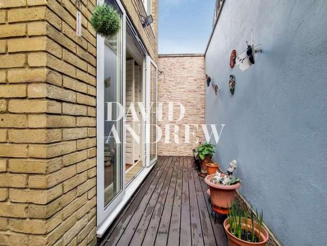 1 bed flat for sale