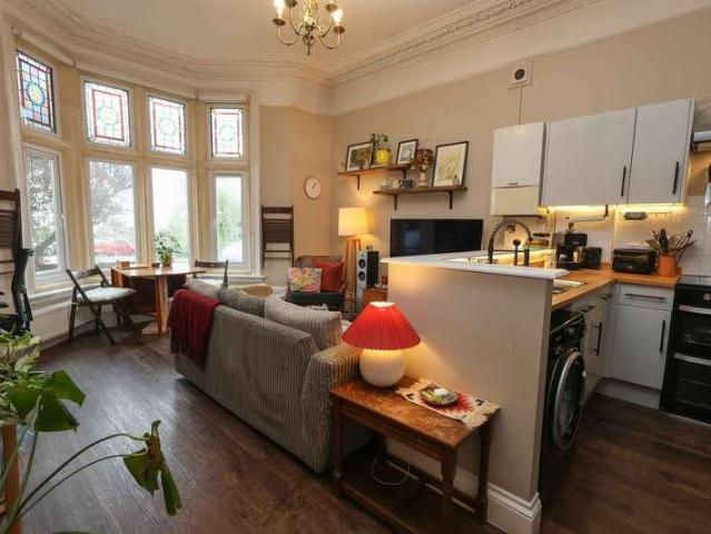 1 bed flat for sale