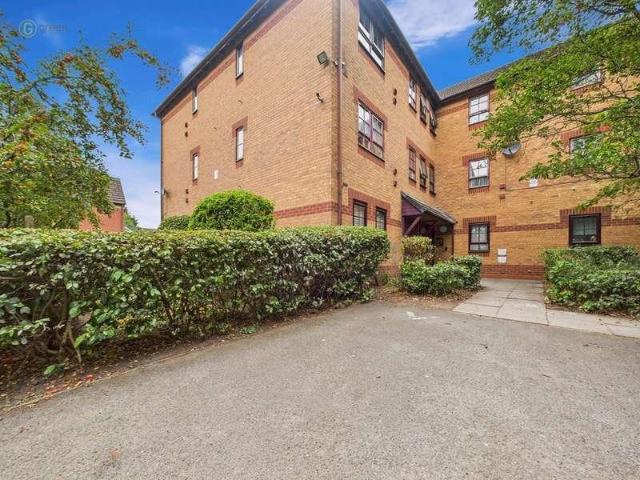 1 bed flat for sale