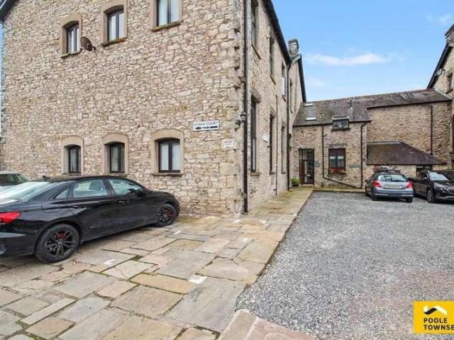 1 bed flat for sale