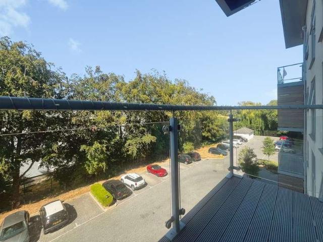 1 bed flat for sale