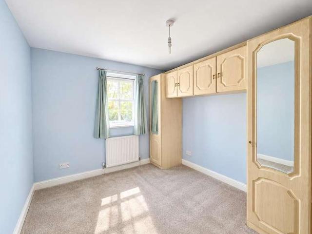 1 bed flat for sale