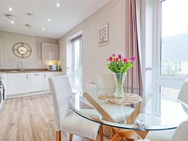 1 bed flat for sale