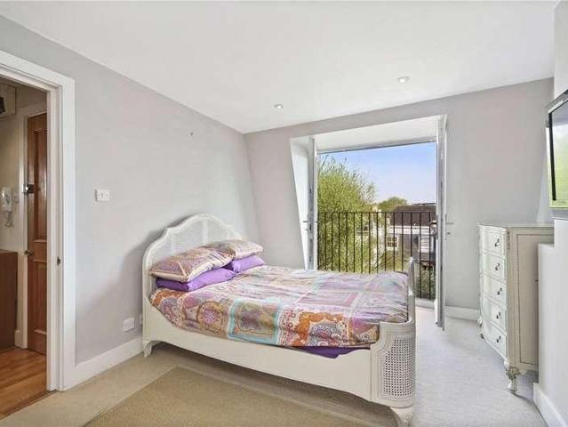 1 bed flat for sale