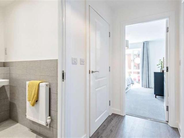 1 bed flat for sale