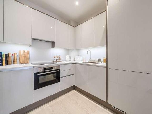 1 bed flat for sale