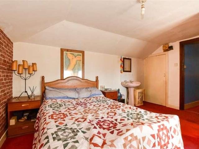 1 bed flat for sale
