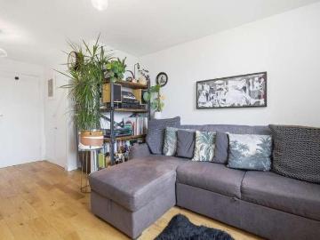 1 bed flat for sale