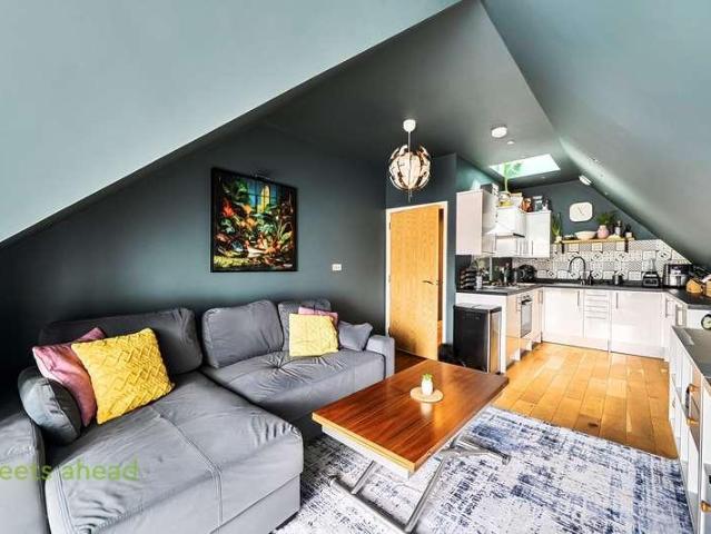 1 bed flat for sale