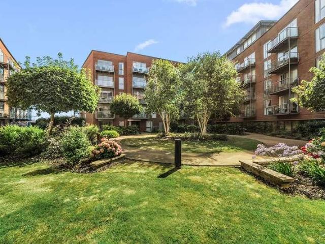 1 bed flat for sale