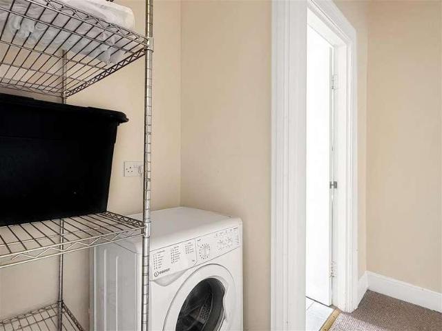 1 bed flat for sale