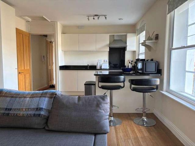 1 bed flat for sale