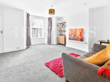 1 bed flat for sale