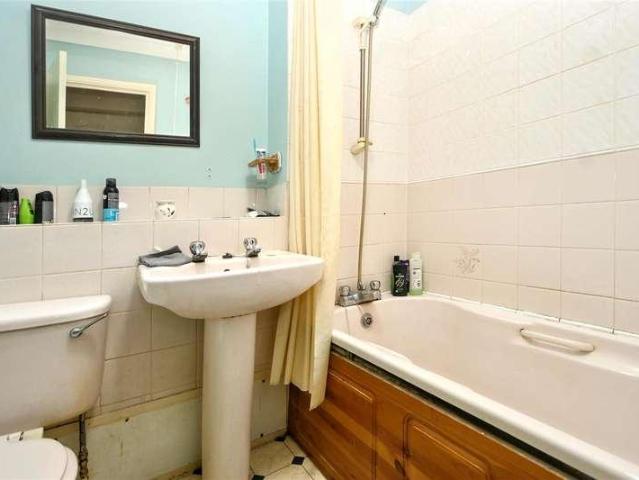 1 bed flat for sale
