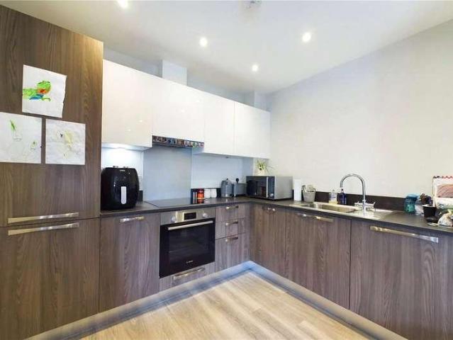 1 bed flat for sale