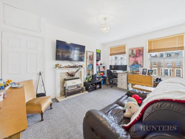 1 bed flat for sale