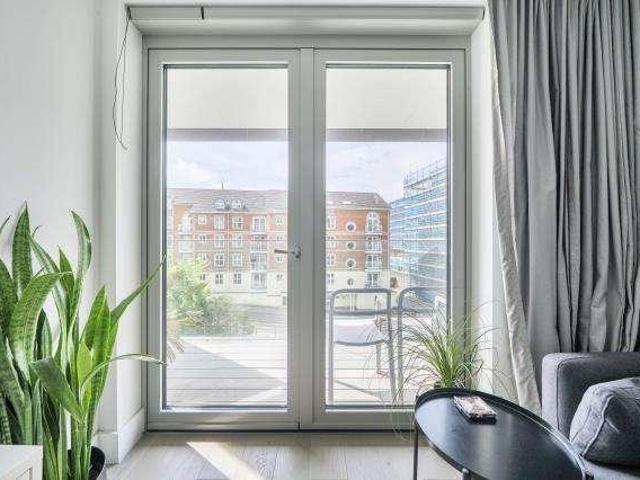 1 bed flat for sale