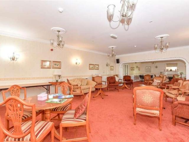 1 bed flat for sale