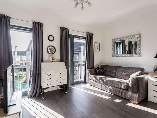1 bed flat for sale