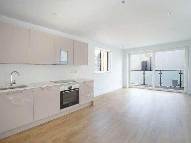 1 bed flat for sale