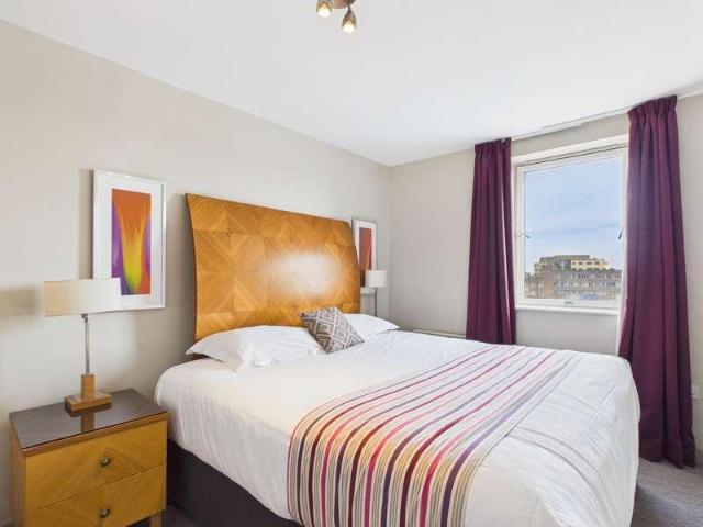 1 bed flat for sale