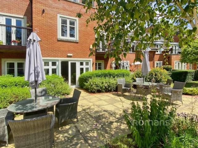 1 bed flat for sale