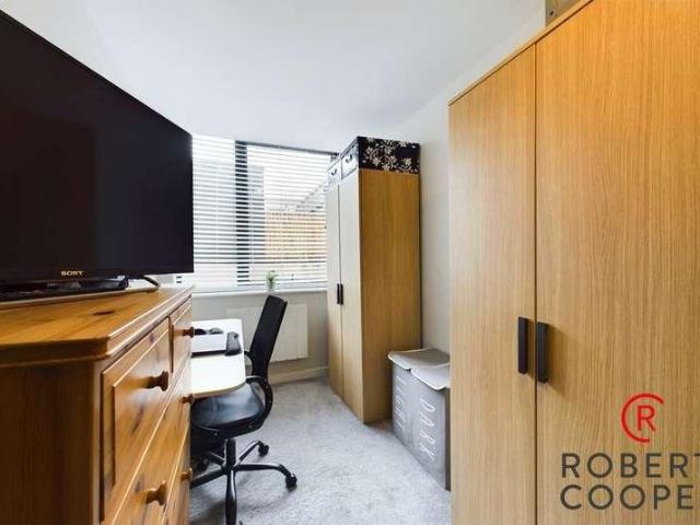 1 bed flat for sale