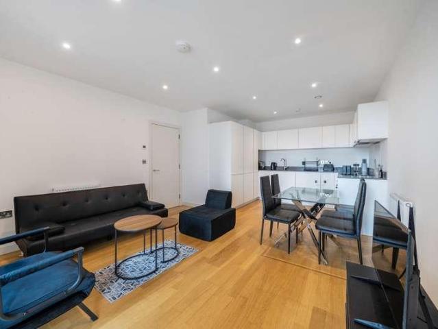 1 bed flat for sale