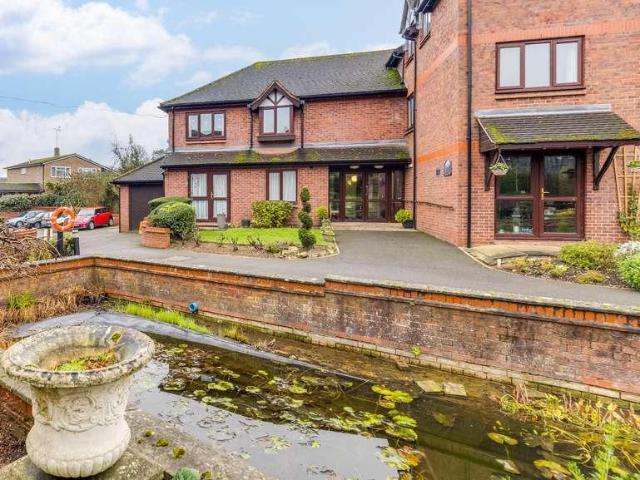 1 bed flat for sale