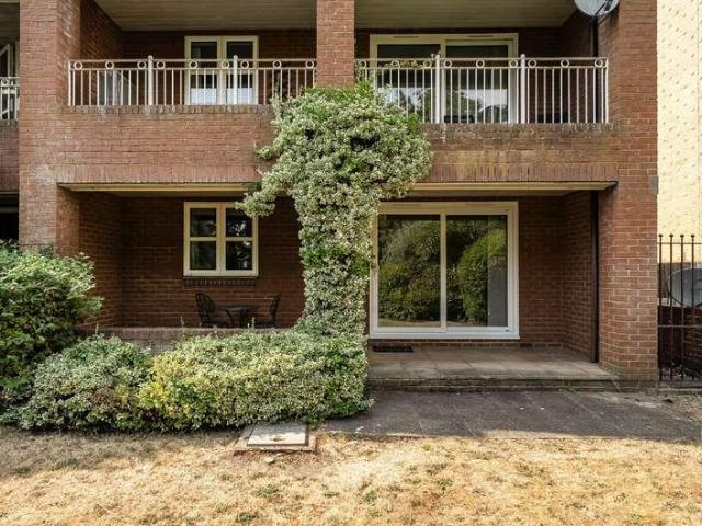 1 bed flat for sale