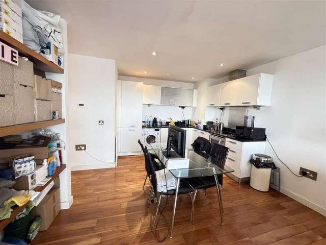 1 bed flat for sale