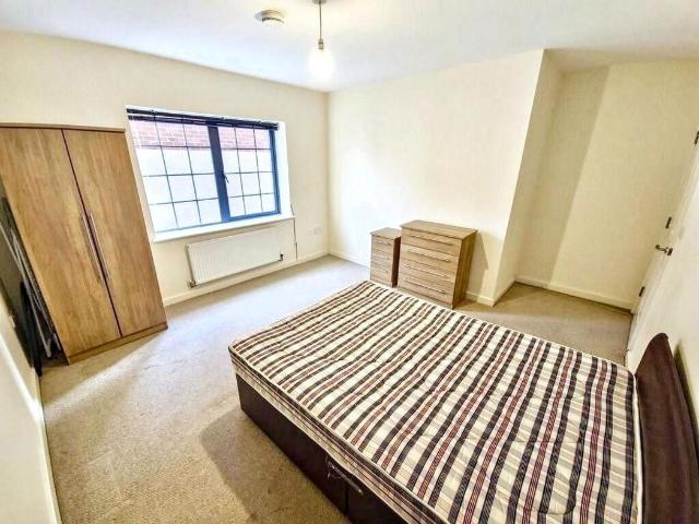 1 bed flat for sale