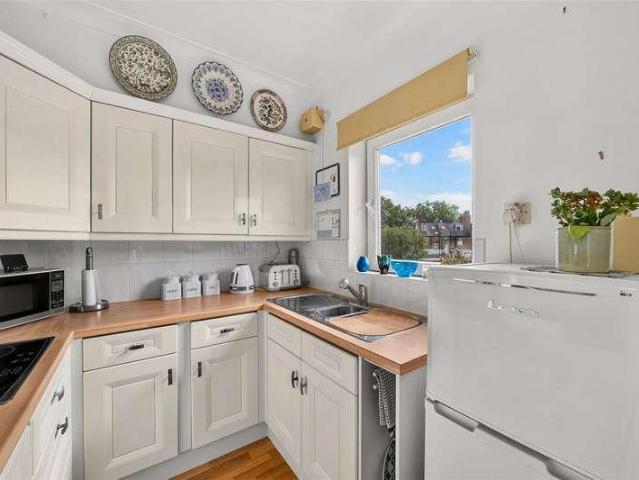 1 bed flat for sale