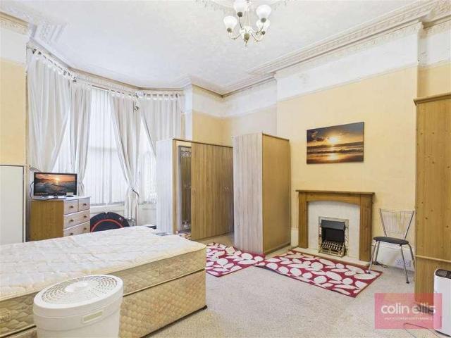 1 bed flat for sale