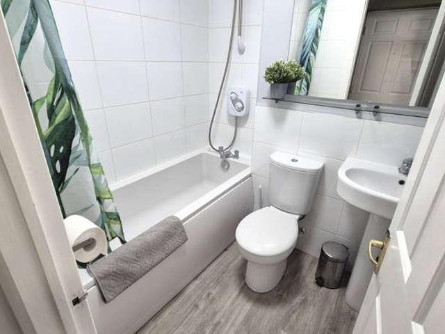1 bed flat for sale