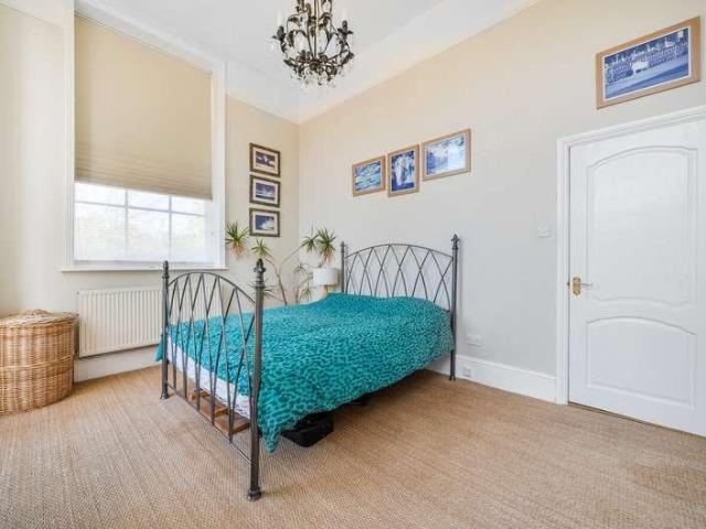 1 bed flat for sale