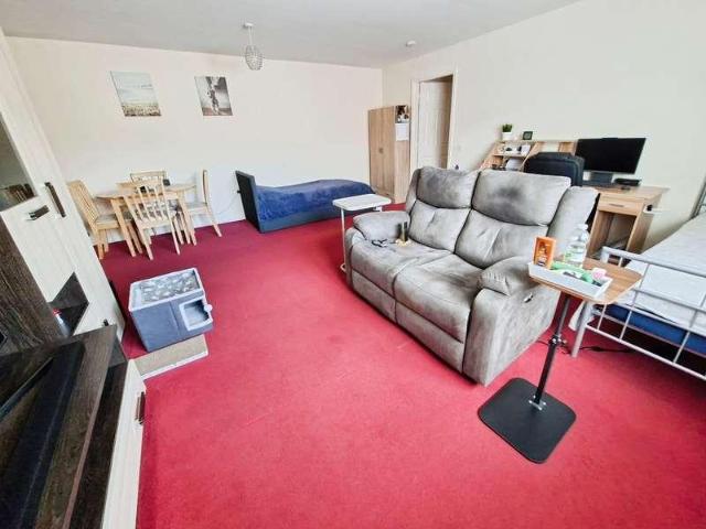 1 bed flat for sale