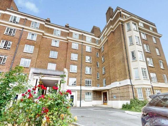 1 bed flat for sale