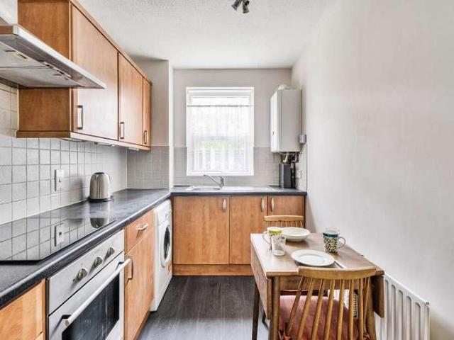 1 bed flat for sale