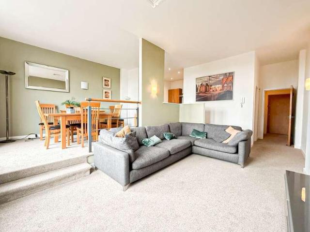 1 bed flat for sale