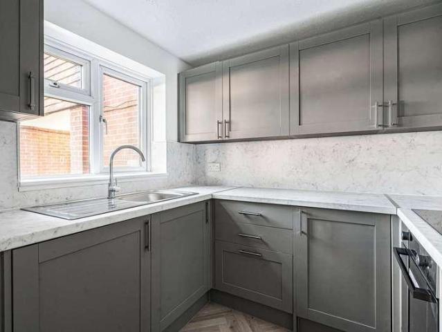 1 bed flat for sale